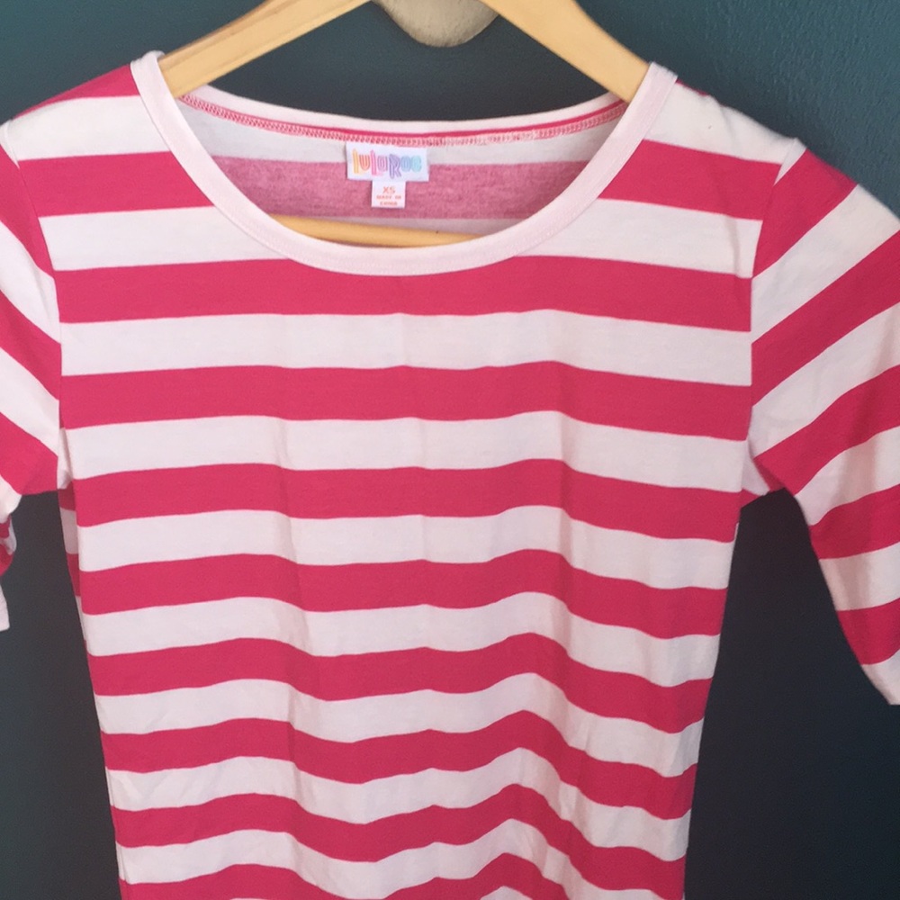 3-4 sleeve LulaRoe top